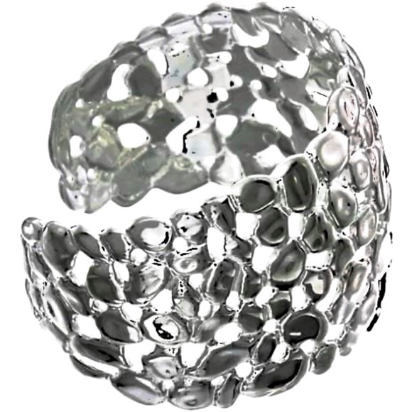 RLM White‎ Bronze Pebble Cuff Bracelet - Picture 2 of 4